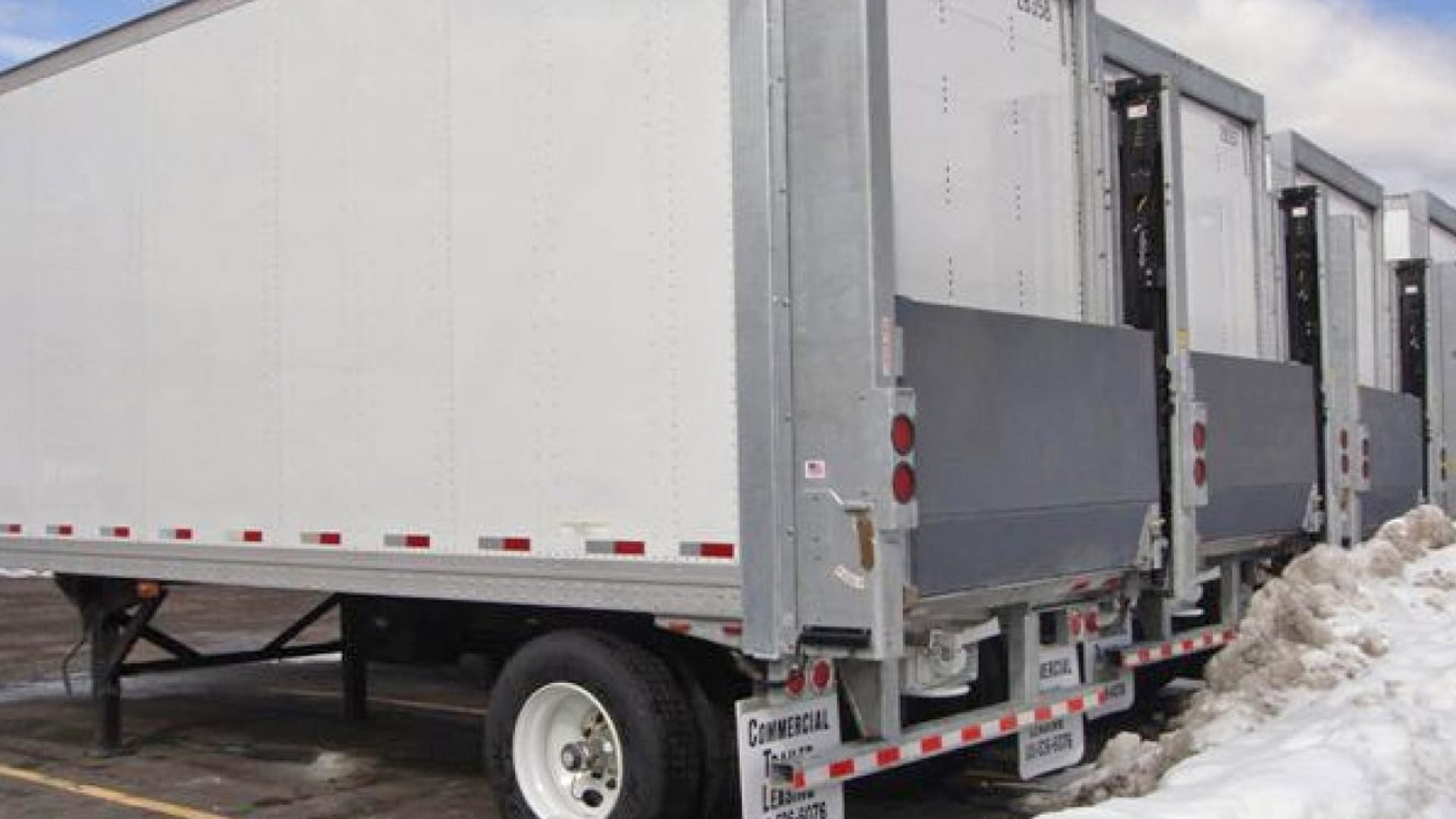 hero__0032_Liftgates-min